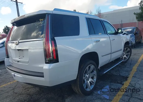 2017 Cadillac Escalade Premium Luxury z USA, uszkodzony, nr VIN 1GYS4CKJ5HR274915